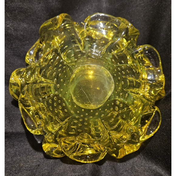 Murano Double-Ruffle Controlled Bubble Yellow Candy Dish (8") - Picture 3 of 10
